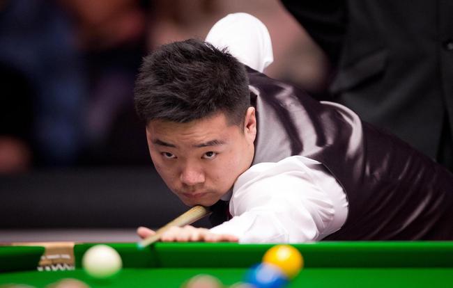 在公众面前 在公众面前